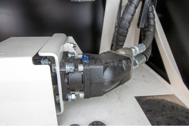 Гидравлический привод насоса