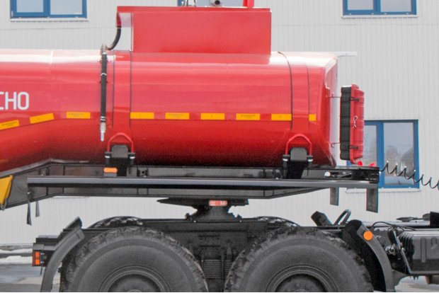 Шкворневой узел