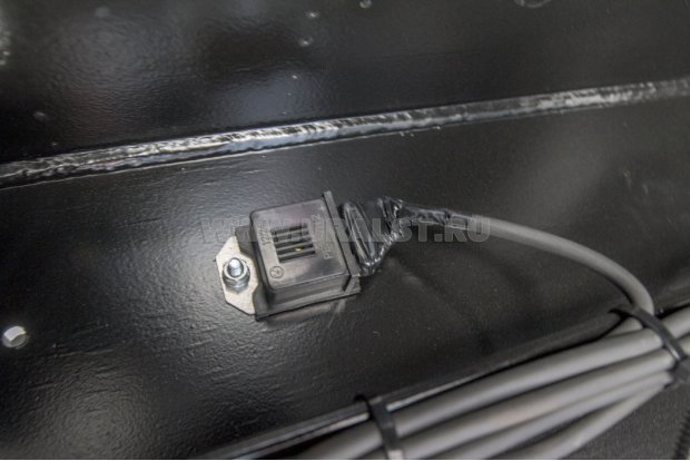 Звуковой сигнализатор заднего хода