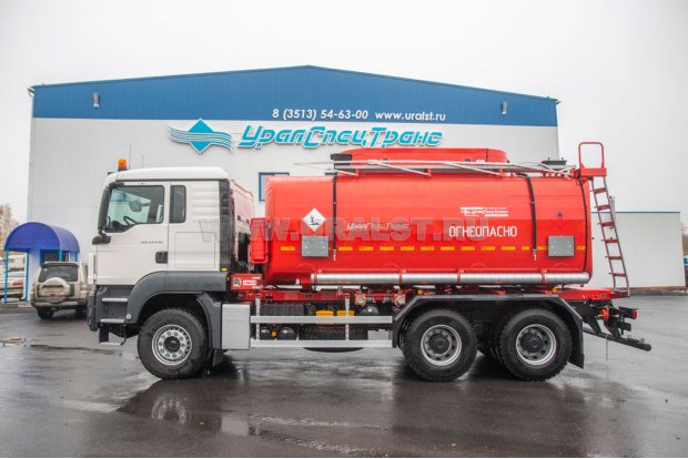 Автоцистерна АЦ-20-2 УСТ-5453 на шасси MAN