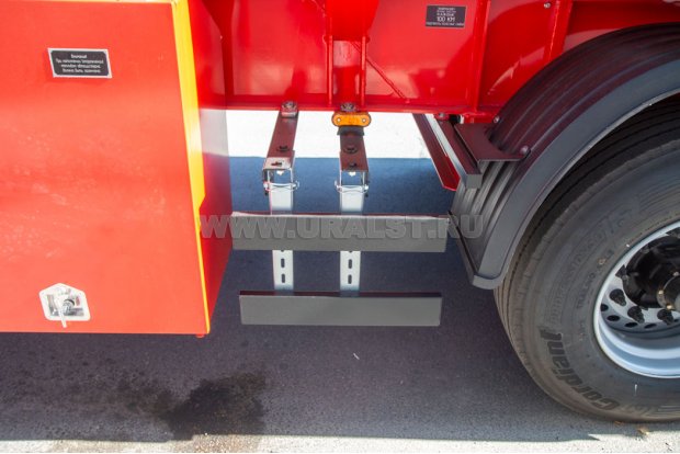 Боковая защита