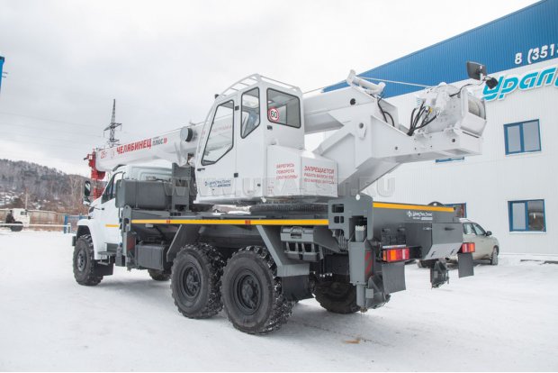 Автокран КС-55732-21