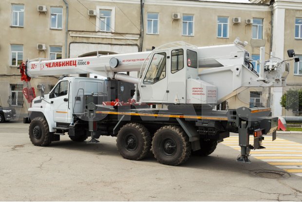 Автокран КС 55733-33 "Челябинец" Урал 4320-72Е5 NEXT