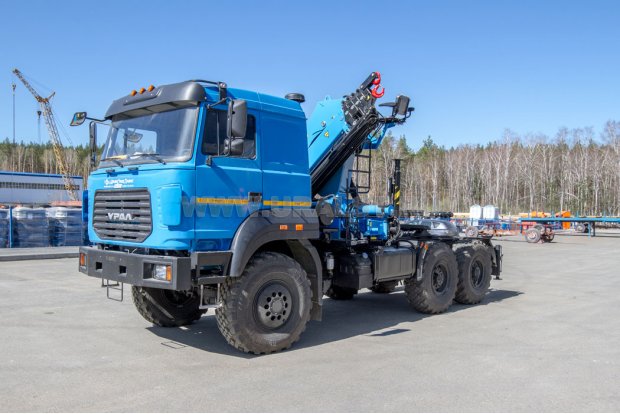Седельный тягач с КМУ ИМ-180-05 УСТ 545354 Урал 44202-82Е5