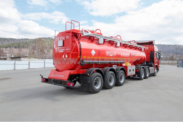 Седельный тягач SHACMAN SX42584V324 + Полуприцеп цистерна ППЦ 29К-32-3