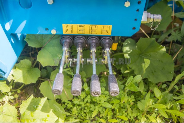 Рычаги управления опорами и КМУ