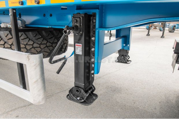 Опорное устройство