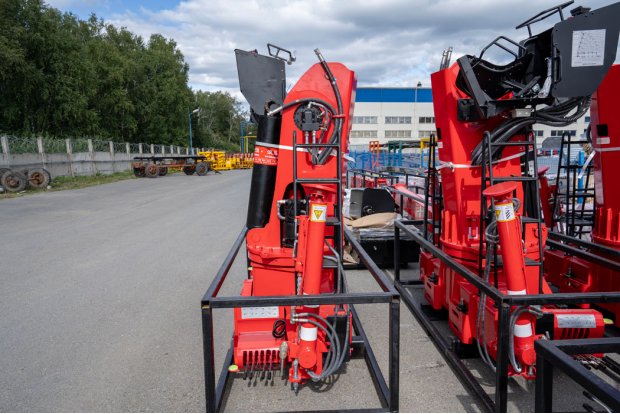 Кран-манипулятор HUBEI SQ863S3 тросовый