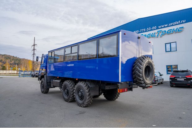 Автобус вахтовый Урал 3255-3013-79Е5
