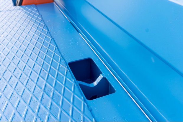 Потайные петли для увязки груза