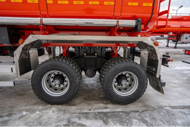 Оси полуприцепа