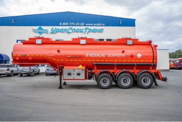 Полуприцеп цистерна для ГСМ (бензовозы) безрамные для вездеходов ППЦ 30К-32-3 УСТ 9465 ССУ 1450