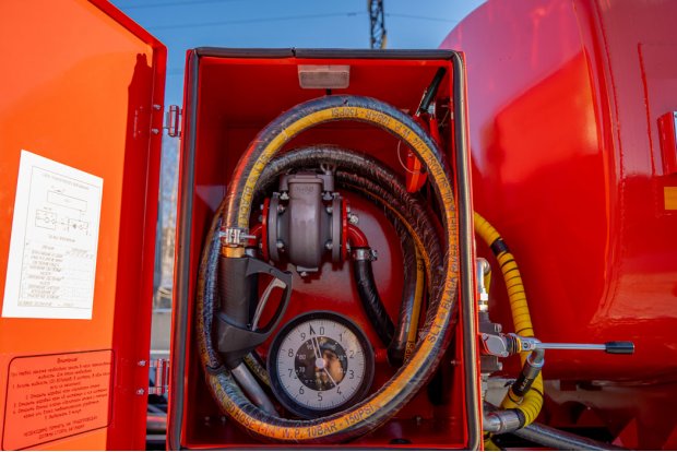 Узел выдачи топлива