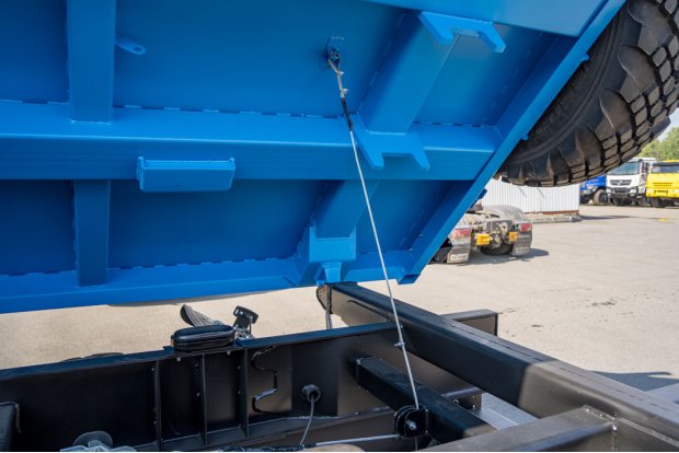 Ограничитель опрокидывания платформы