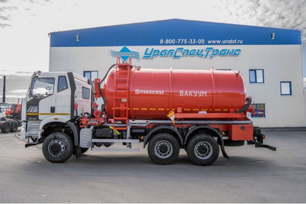 Автоцистерна вакуумная коммунальная МВ-16 КО УСТ 5453 FAW 3250 6Х6