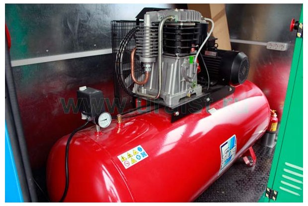 Компрессор