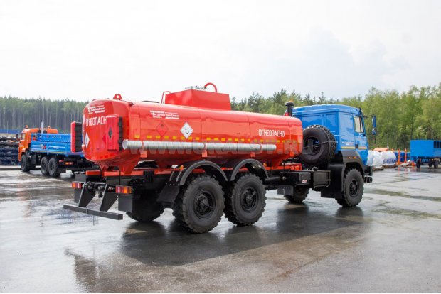 Топливозаправщик Урал АТЗ-13Б УСТ-5453