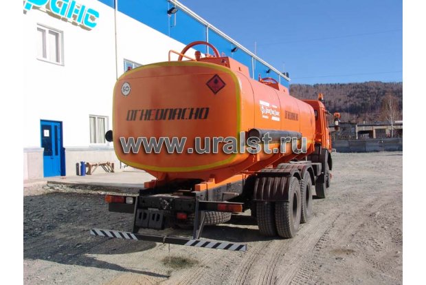 Топливозаправщик АТЗ-17 на шасси Камаз