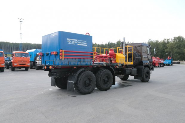 Установка насосная для цементирования скважин СИН-35.07