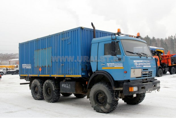 Автомобиль для перевозки взрывчатых веществ