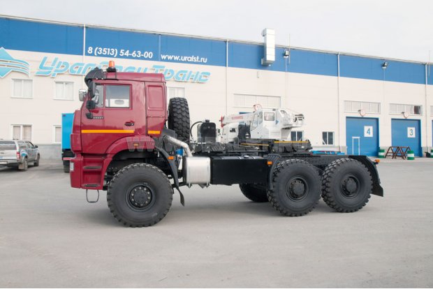 Седельный тягач Камаз 65221-43