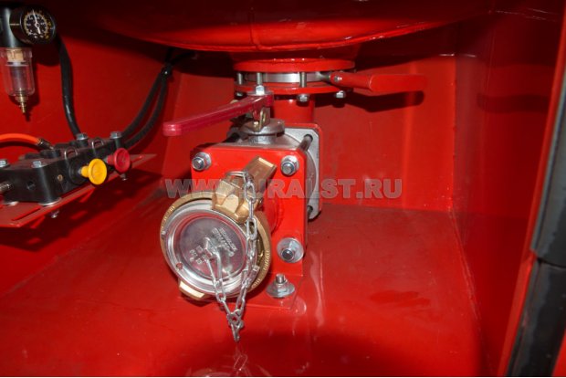 Трубопровод с быстроразъемными соединениями