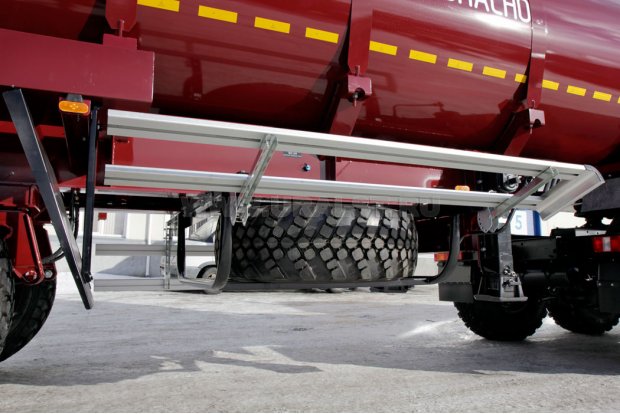 Боковая защита полуприцепа УСТ