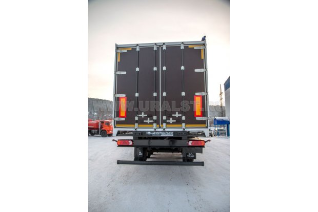 Распашные створки