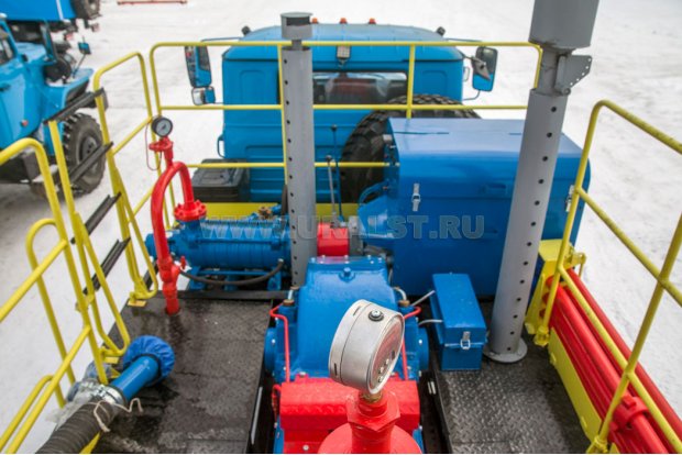 АЦ-32 Урал 4320Е5