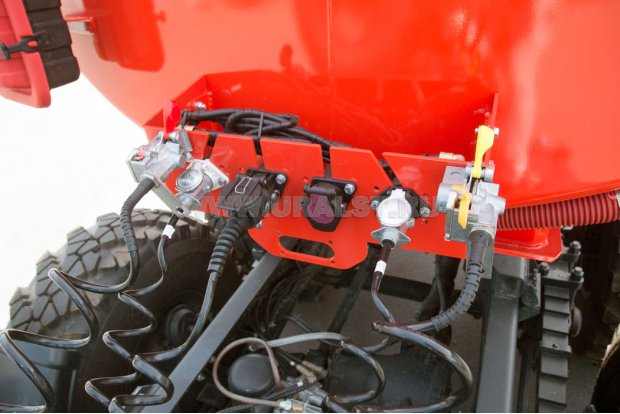 Пневмо, электро розетки