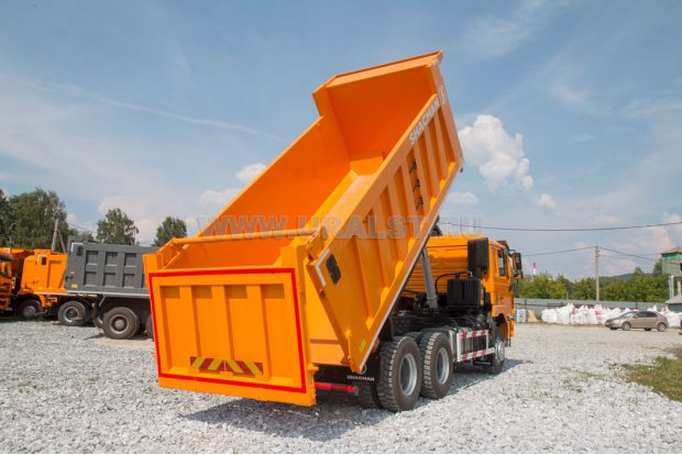 Самосвал Shacman SX32586T384 6х4