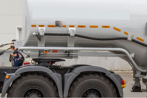 Шкворневой узел