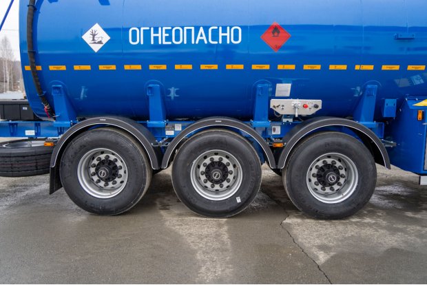 Оси полуприцепа