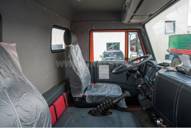 Кабина водителя автомобиля Камаз ПАРМ 43118-50