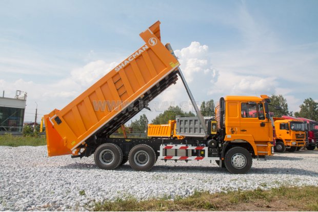 Самосвал Shacman SX32586T384 6х4