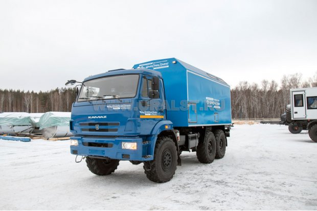 Маслостанция УСТ-5453 на шасси Камаз 5350-42