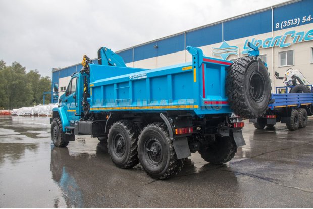 Самосвал Урал NEXT 4320-72E5 с КМУ ИМ-150 