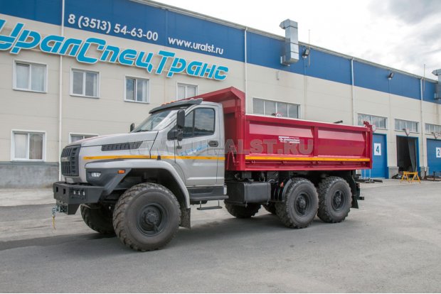 Самосвал Урал NEXT с трёхсторонней разгрузкой