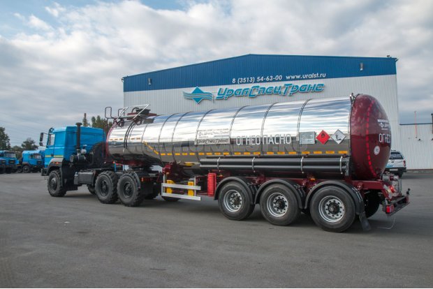 Прицеп цистерна нефтевоз  ППЦН 28КТ-31 УСТ 9465 термос, нар. нерж, внутр. 5 мм