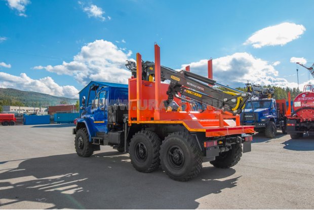 Лесовоз с манипулятором VM10L74 УСТ 5453 Урал NEXT 5557-74Е5М28