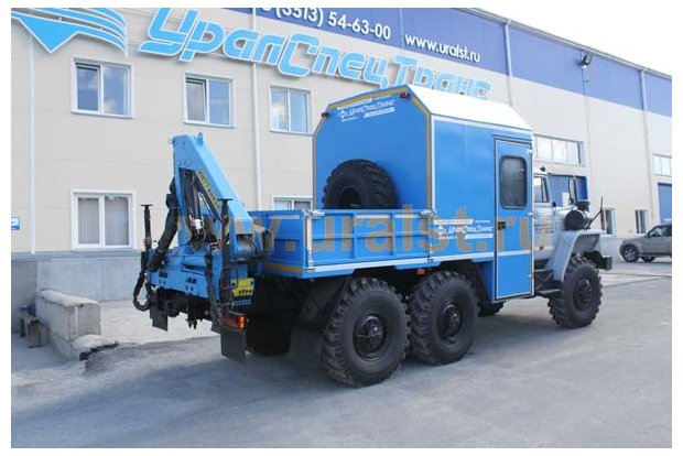 Автофургон Урал с КМУ