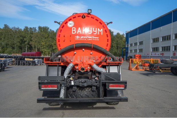 Автоцистерна вакуумная коммунальная МВ-10 КО УСТ 5453 Камаз 43118