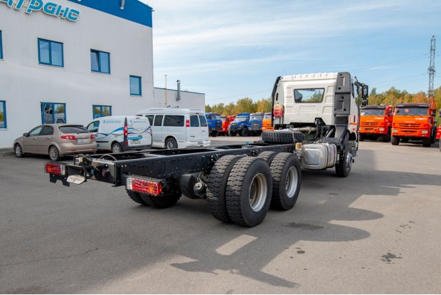 Шасси FAW СА3250 6х4, 420л.с., база 4800