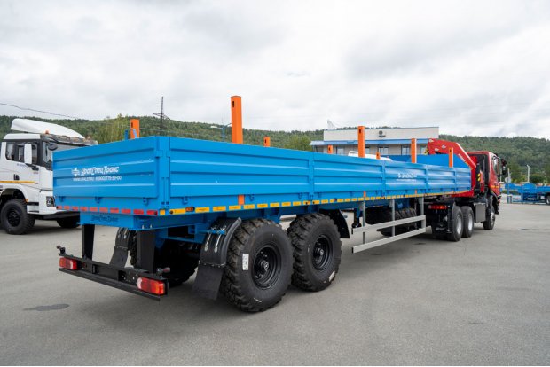 Седельный тягач УСТ 5453 АМТ N.V.632910 (6х6) с КМУ ИМ-320 + ППБ