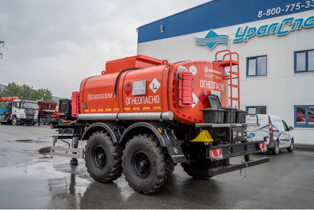 Прицеп цистерна для ГСМ ПЦ 10-23 УСТ 9465