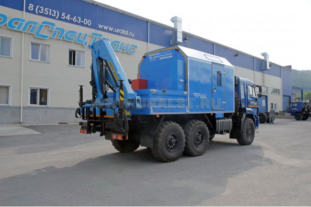 ПАРМ Камаз 43118-46 с грузовой платформой и краном манипулятором ИМ-95
