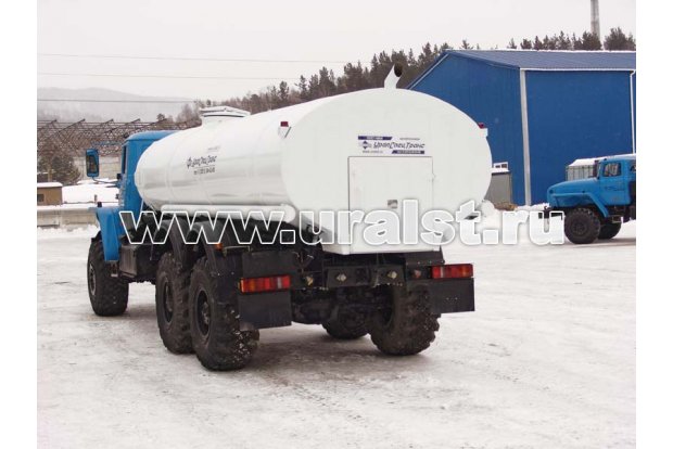 АВТОЦИСТЕРНА АЦПТ-10