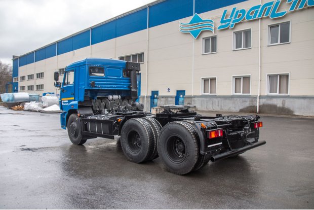 Камаз седельный тягач 65115-RN