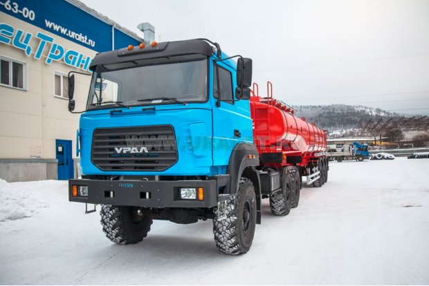 Полуприцеп цистерна нефтевоз