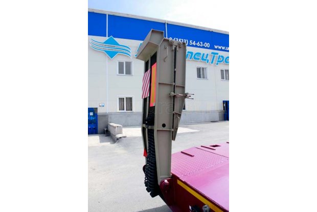 Механические трапы полуприцепа тяжеловоза